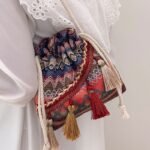 New ins one-shoulder messenger bag fashionable tassel bag - Image 13