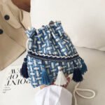 Original design, antique style small crossbody bag, hand-woven bucket shape - Image 9