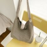 Made of canvas, lightweight, with a large capacity and a checkered pattern, this new versatile shoulder - Image 9