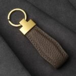 Leather car keychain, fashionable genuine leather key chain, alloy pendant - Image 7