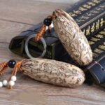 Pure natural Bodhi seed car keychain, medium-sized Bodhi seed keychain/bag charm