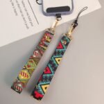 Retro-style phone lanyard, ethnic-style totem chain, phone case lanyard, anti-loss wristband - Image 3