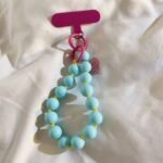 This is a short, solid-color beaded phone chain/keychain, suitable for mobile phones and perfect for couples - Image 7