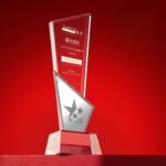 The trophy can be customized with text and is made of artificial crystal and mirrored glass - Image 3