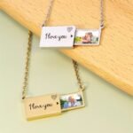 Custom photo necklace in titanium steel - a beautiful gift for your girlfriend or lover