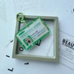 Customized pet identification tag - Green - Acrylic material, suitable for cats and dogs - Image 2